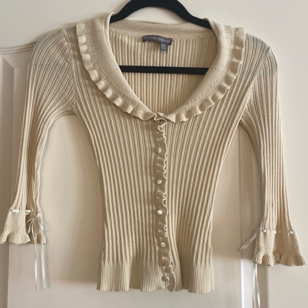 🕊️Vintage // Ruffle Knit Top🕊️